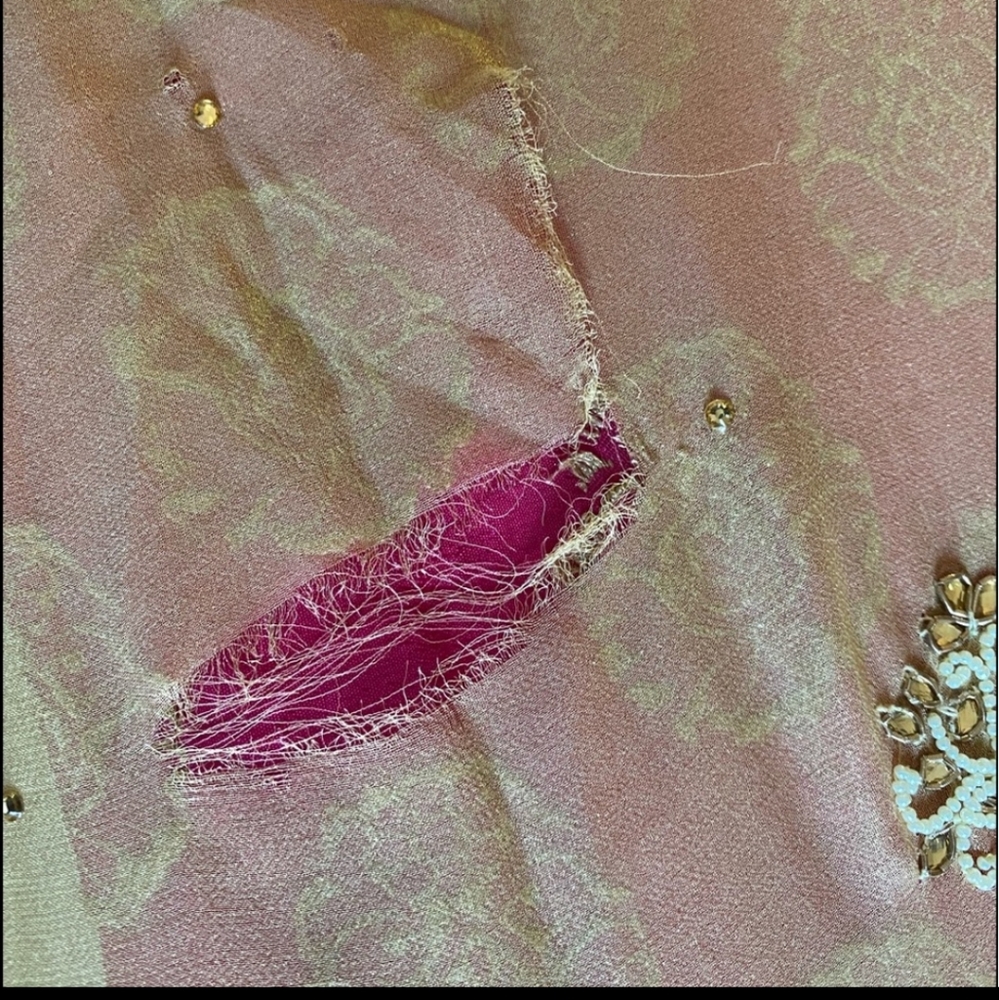 Indian Saree - Picture 6 of 7